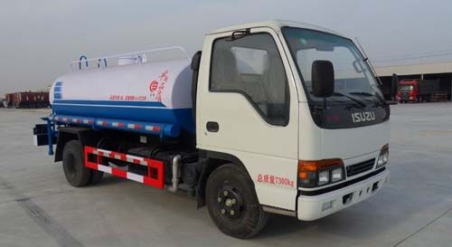 慶鈴五十鈴5噸灑水車