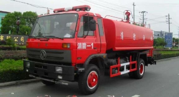 東風平頭10噸消防灑水車