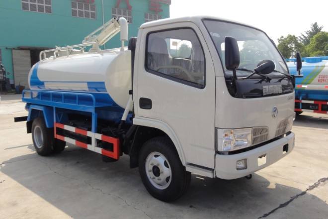 東風福瑞卡5方吸糞車（國五）