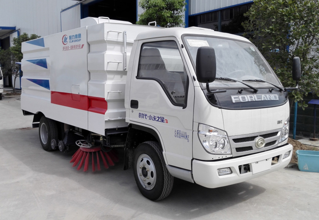 福田4方掃路車