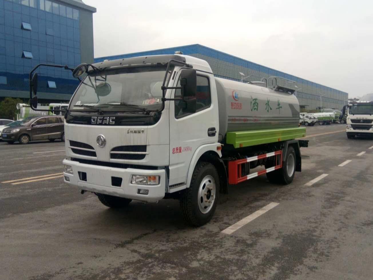 東風福瑞卡9噸灑水車